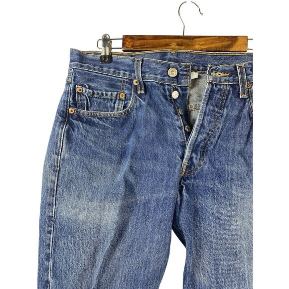 Vintage Levis 501 Jeans 32x30 Fly Button Y2K 2000s Mens Straight Leg Med Wash - Picture 6 of 14